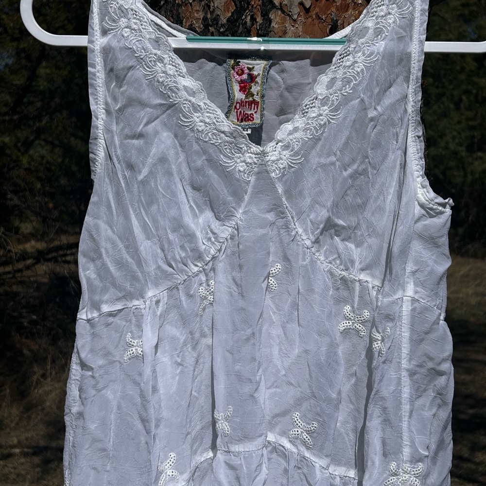 Johnny Was White mini dress or top shirt. Sz med. - Picture 6 of 11